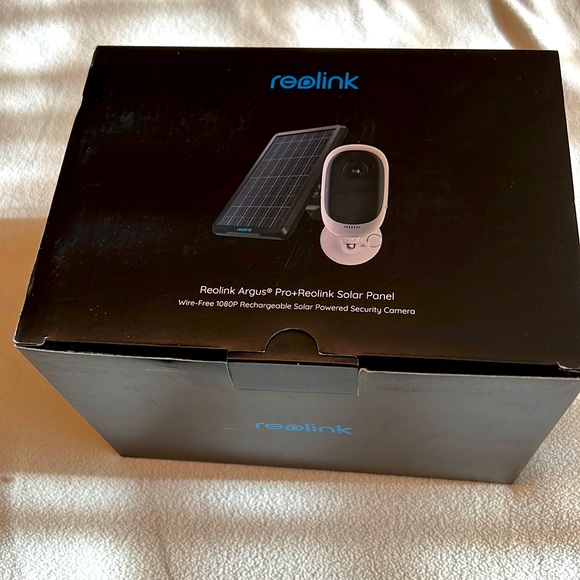 Reolink Argus Pro+Reolink Solar Panel - Picture 2 of 10